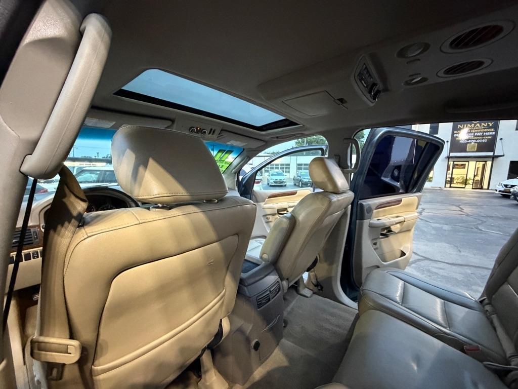 Nissan Armada SV 2WD 2011