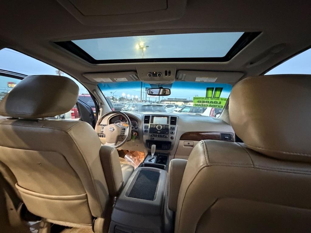 Nissan Armada SV 2WD 2011