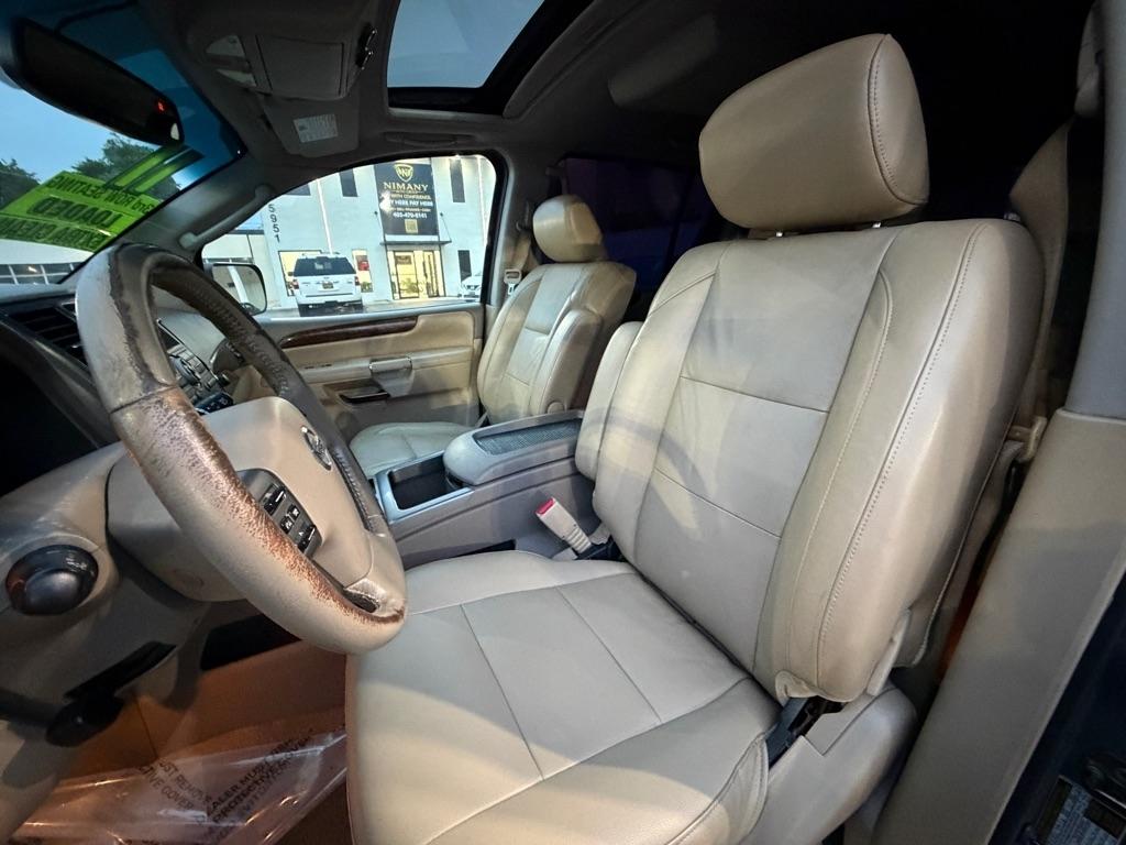 Nissan Armada SV 2WD 2011