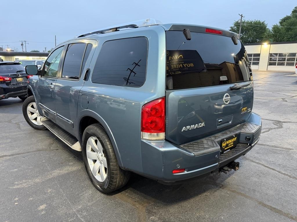 Nissan Armada SV 2WD 2011