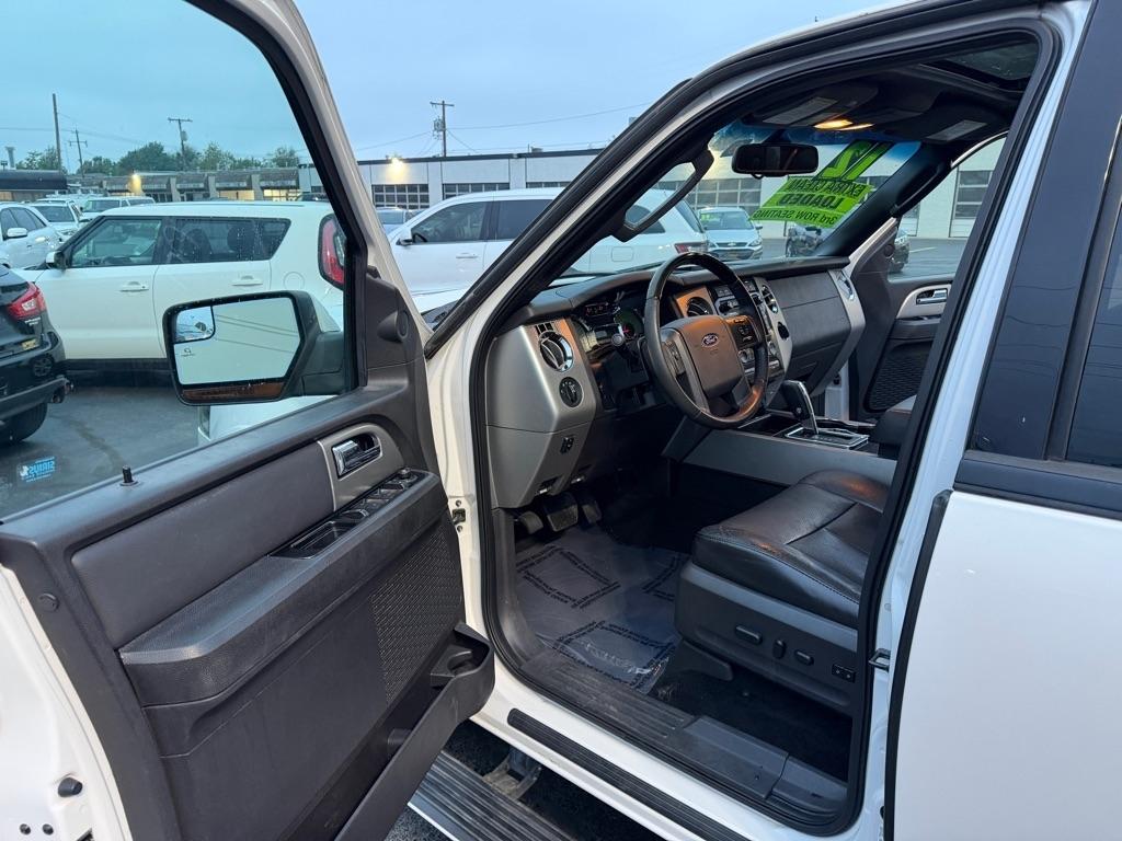 Ford Expedition EL Limited 4WD 2012