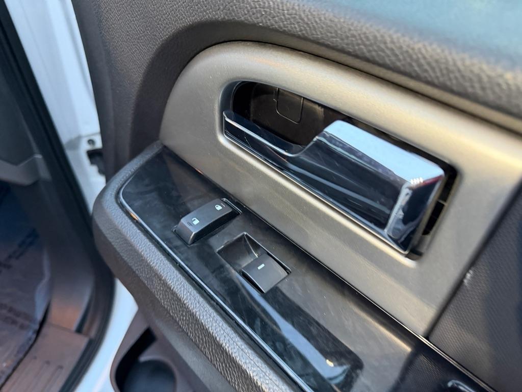 Ford Expedition EL Limited 4WD 2012