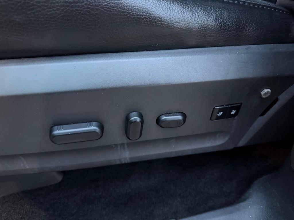 Ford Expedition EL Limited 4WD 2012