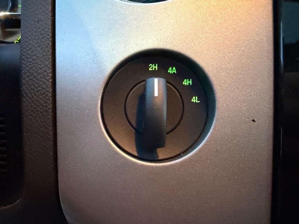 Ford Expedition EL Limited 4WD 2012