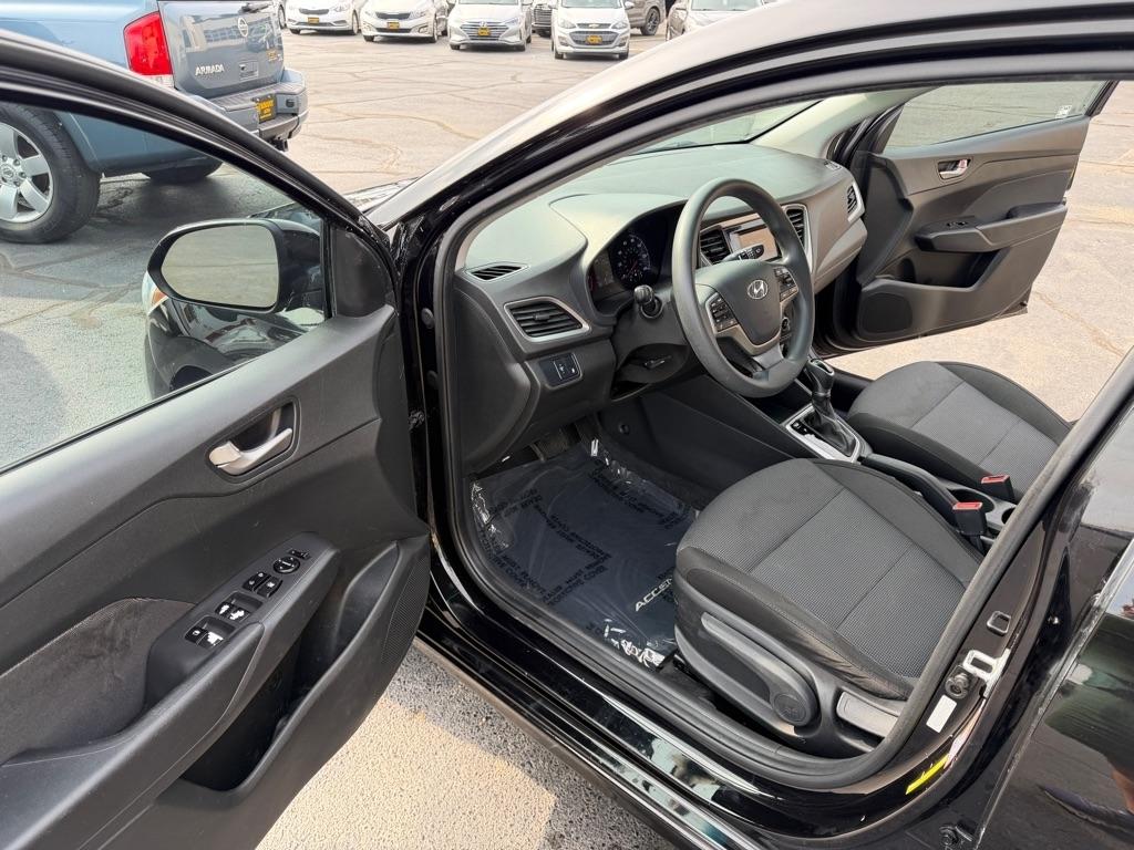 Hyundai Accent SE 4-Door 6A 2018