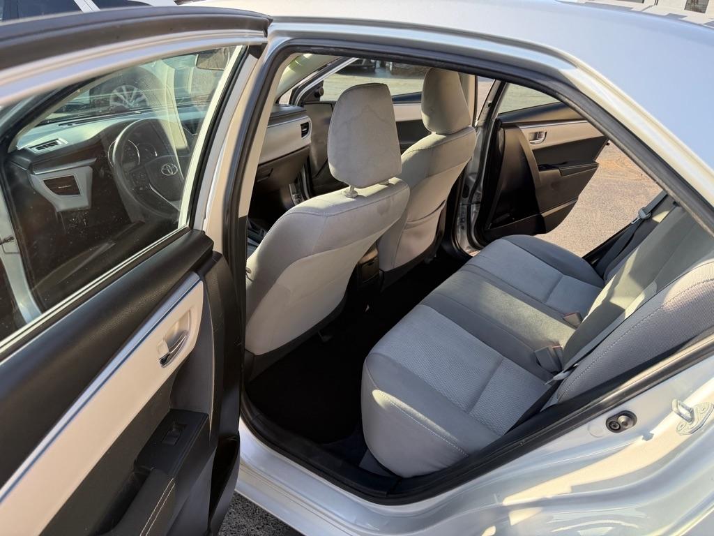 Toyota Corolla LE CVT 2016