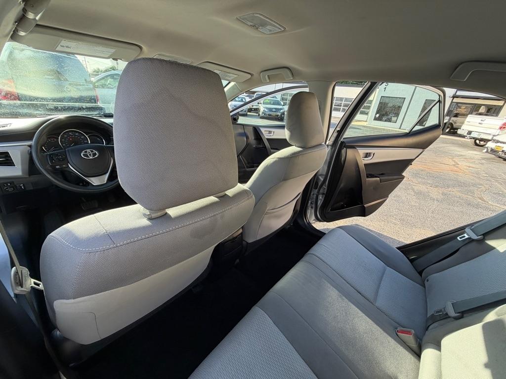 Toyota Corolla LE CVT 2016