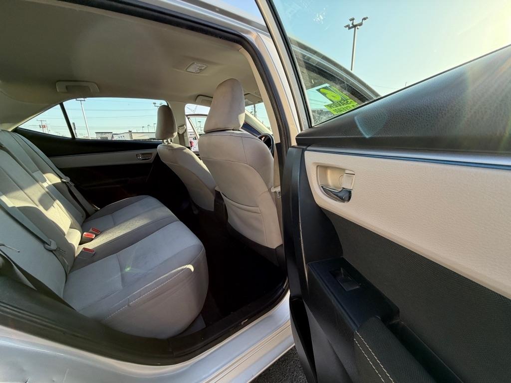 Toyota Corolla LE CVT 2016