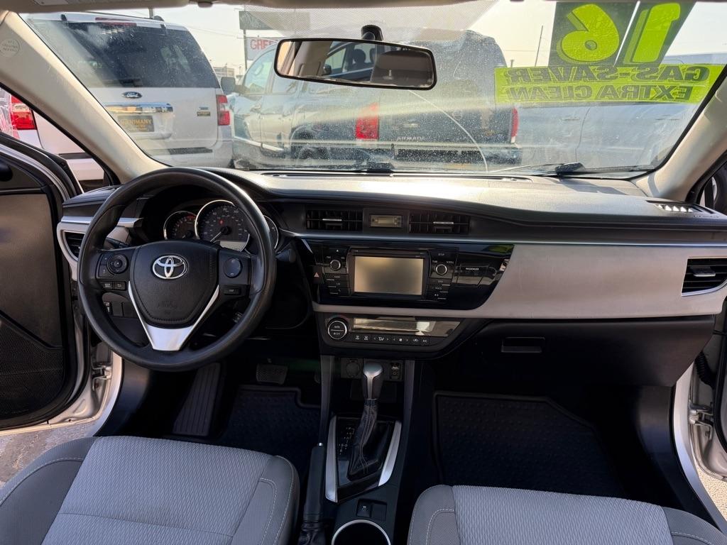 Toyota Corolla LE CVT 2016