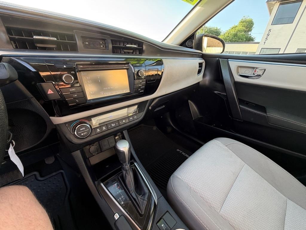 Toyota Corolla LE CVT 2016