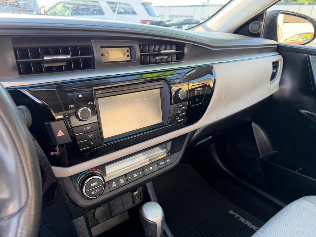 Toyota Corolla LE CVT 2016