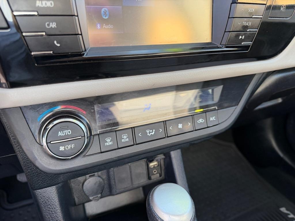 Toyota Corolla LE CVT 2016