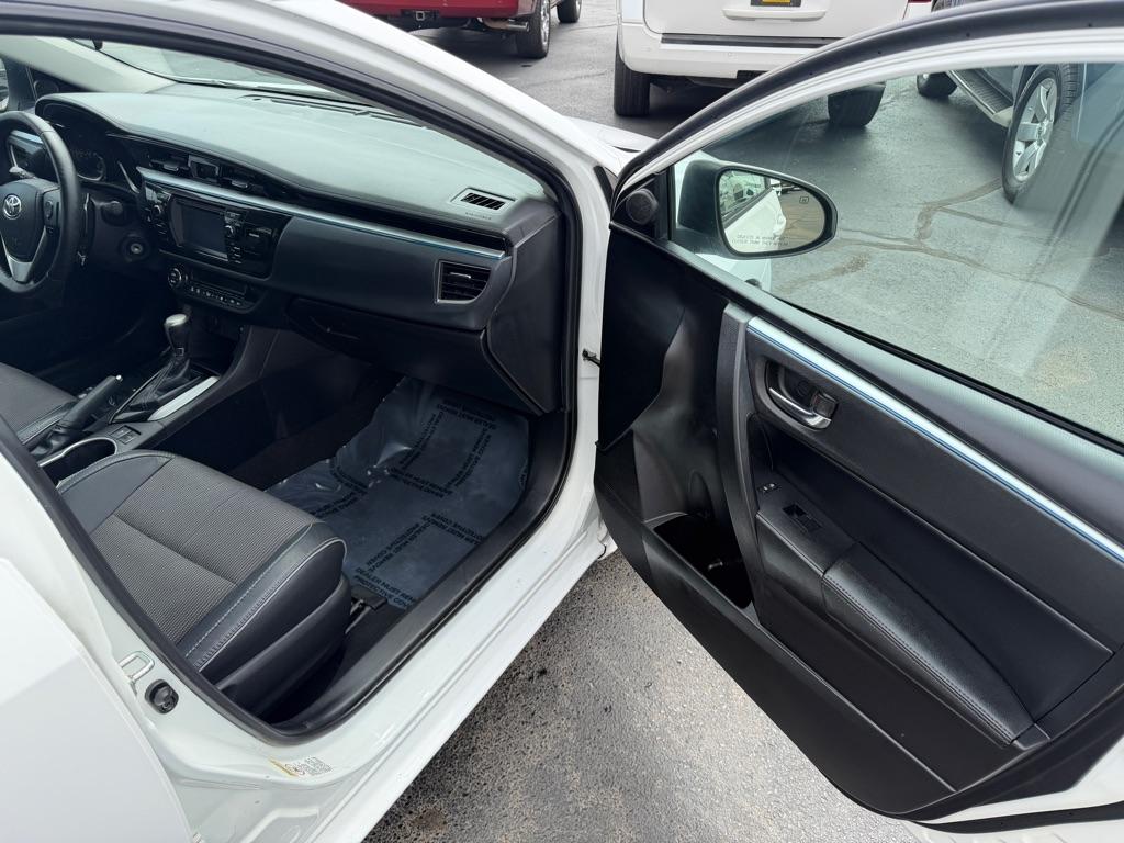 Toyota Corolla LE CVT 2016