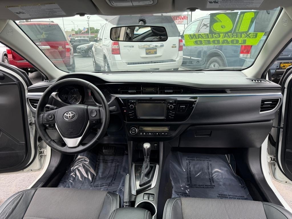 Toyota Corolla LE CVT 2016