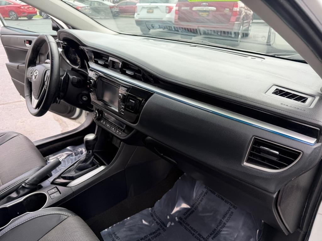 Toyota Corolla LE CVT 2016