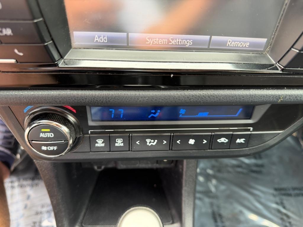 Toyota Corolla LE CVT 2016