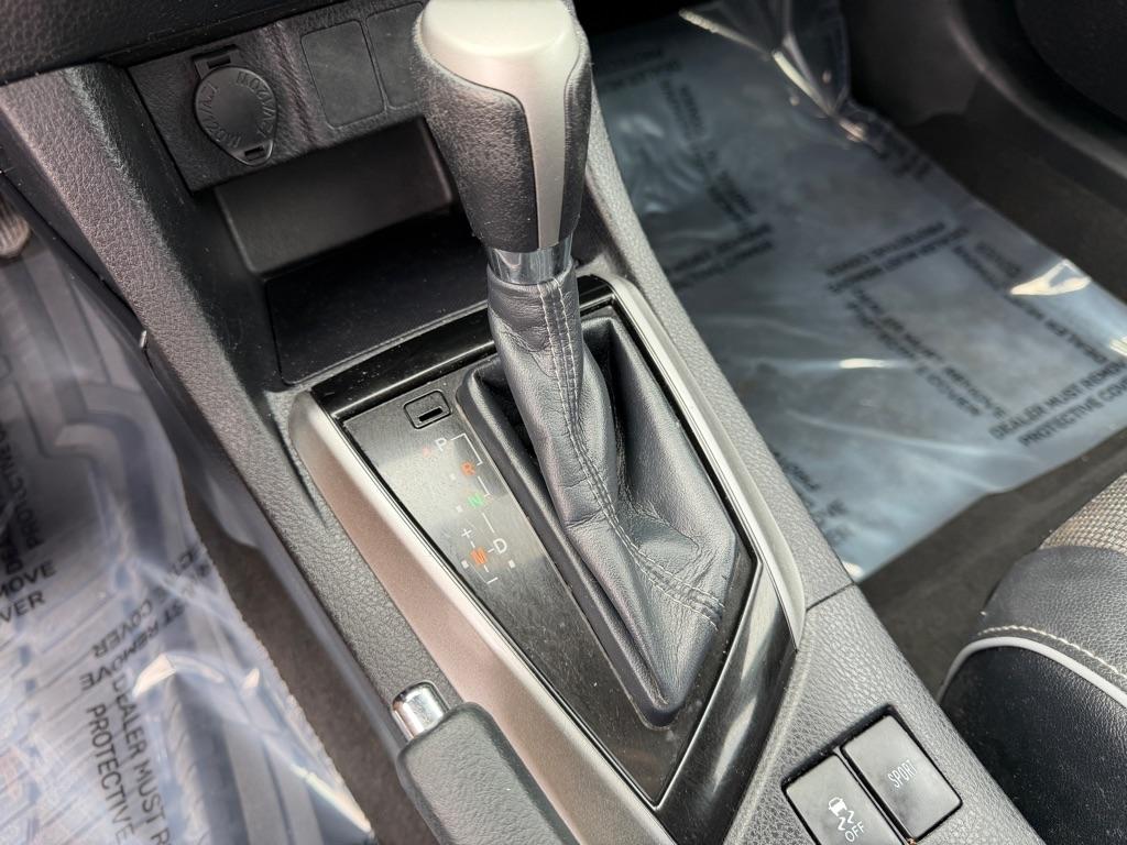 Toyota Corolla LE CVT 2016