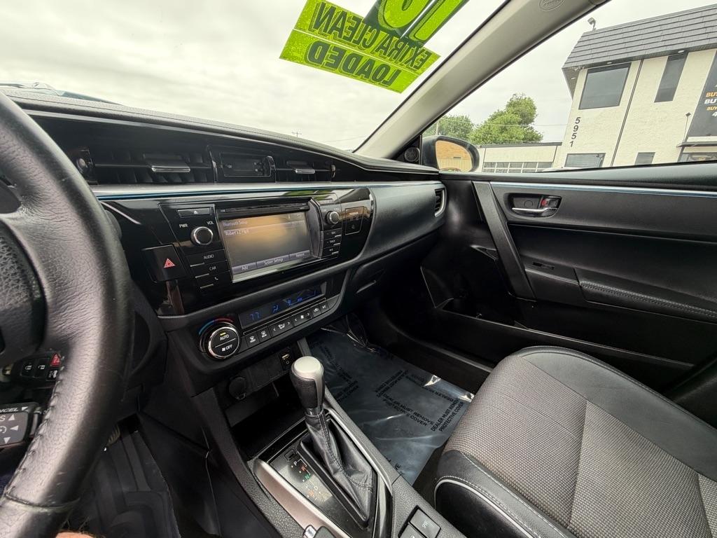 Toyota Corolla LE CVT 2016