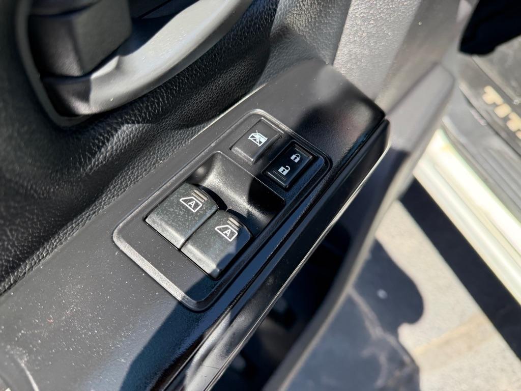 Nissan Titan 4WD Diesel 2017