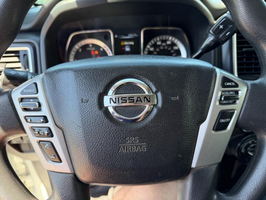 Nissan Titan 4WD Diesel 2017