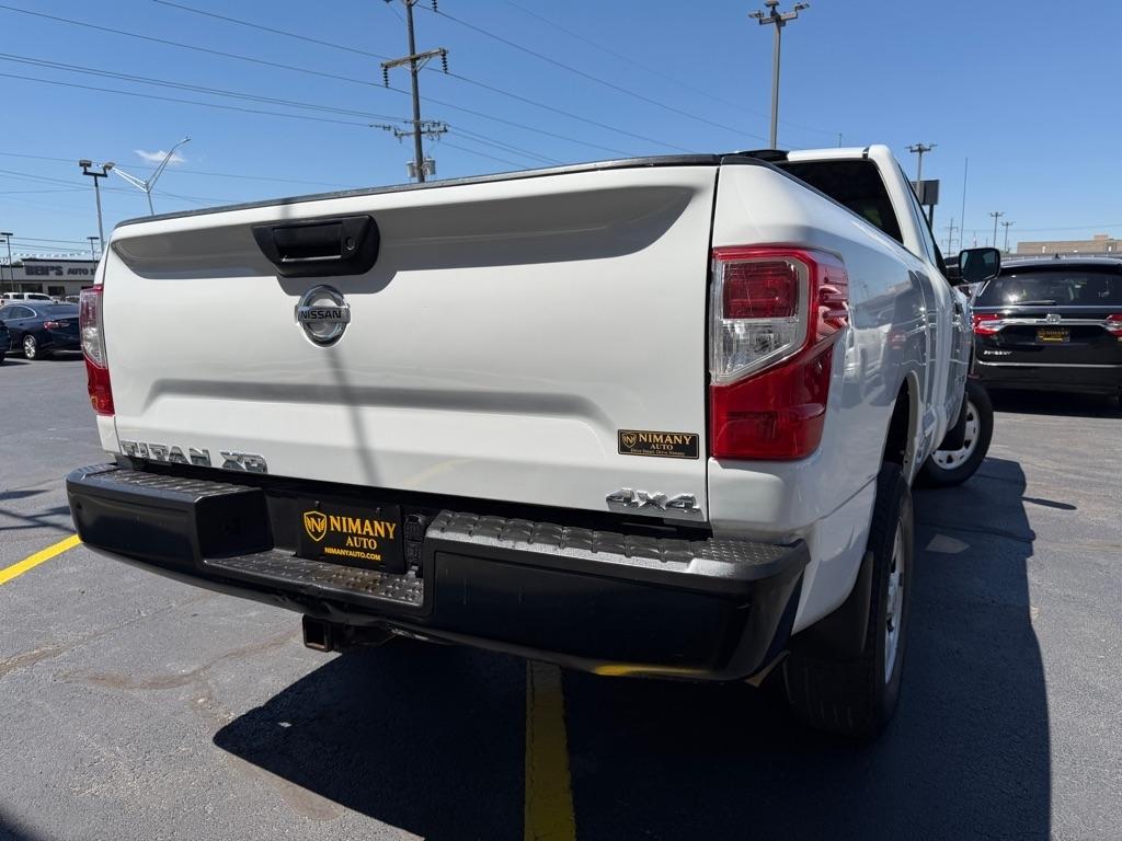Nissan Titan 4WD Diesel 2017