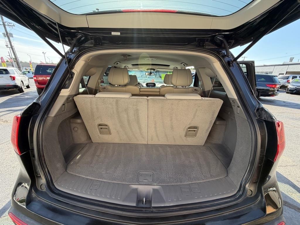 Acura MDX 6-Spd AT w/Tech Package 2011