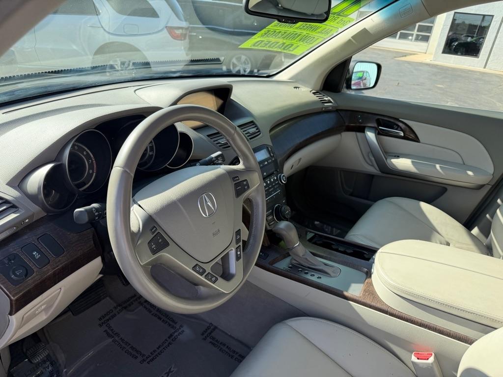 Acura MDX 6-Spd AT w/Tech Package 2011