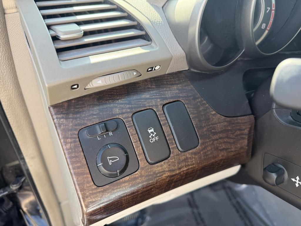 Acura MDX 6-Spd AT w/Tech Package 2011