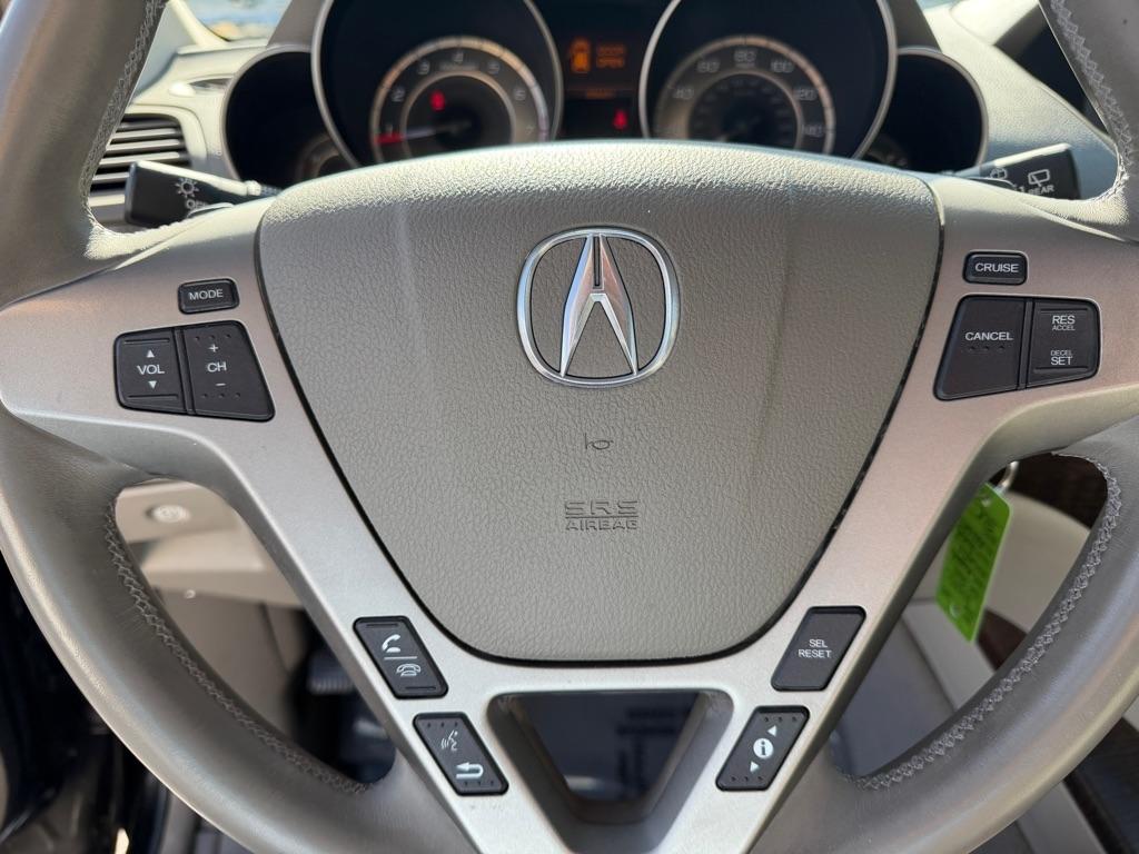 Acura MDX 6-Spd AT w/Tech Package 2011