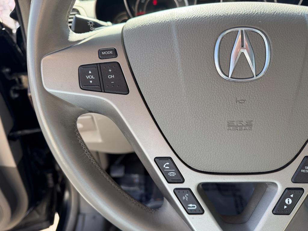 Acura MDX 6-Spd AT w/Tech Package 2011