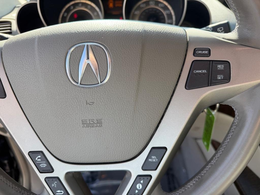 Acura MDX 6-Spd AT w/Tech Package 2011