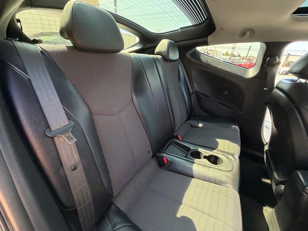 Hyundai Veloster Base 2013