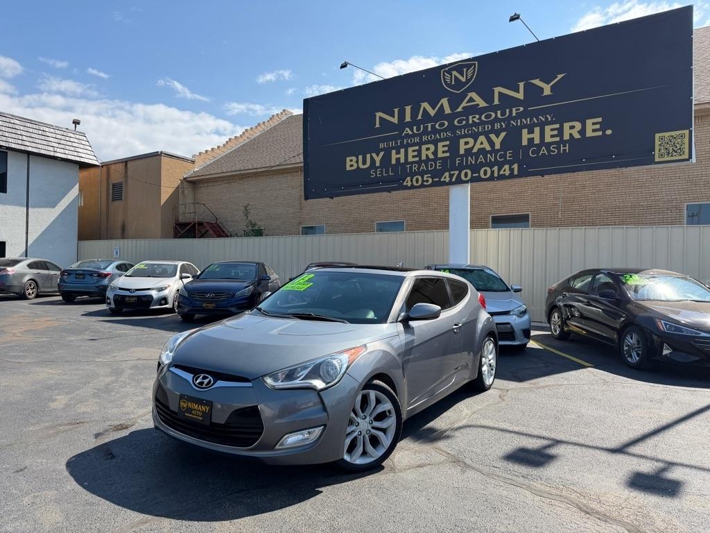 Hyundai Veloster Base 2013