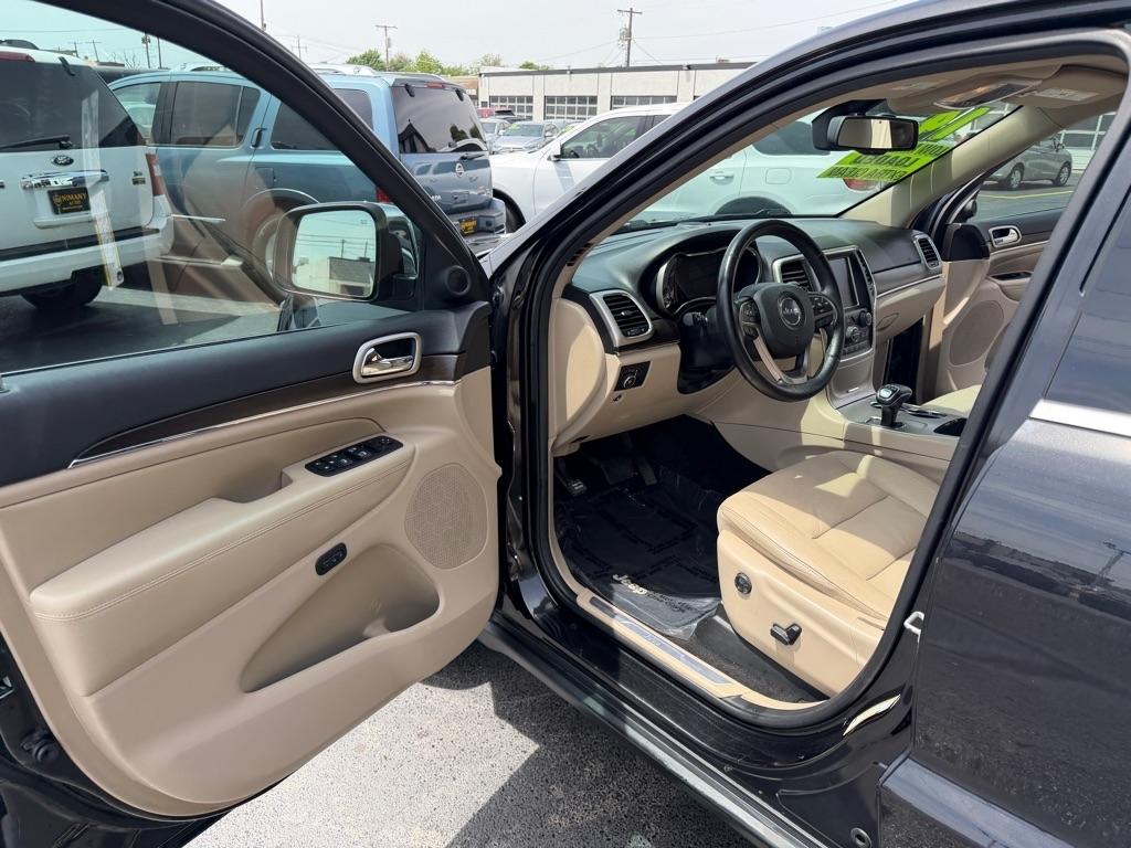 Jeep Grand Cherokee Limited 2WD 2014