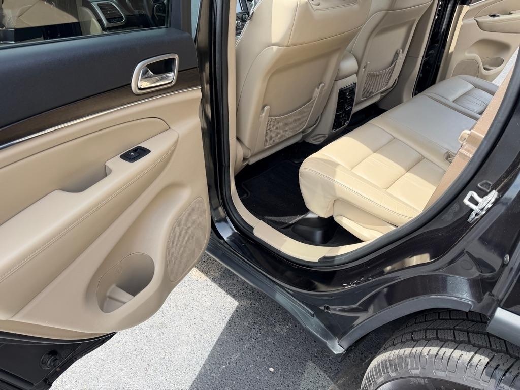 Jeep Grand Cherokee Limited 2WD 2014