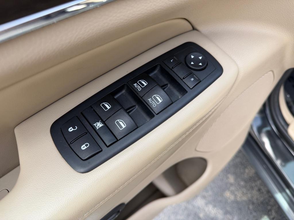 Jeep Grand Cherokee Limited 2WD 2014