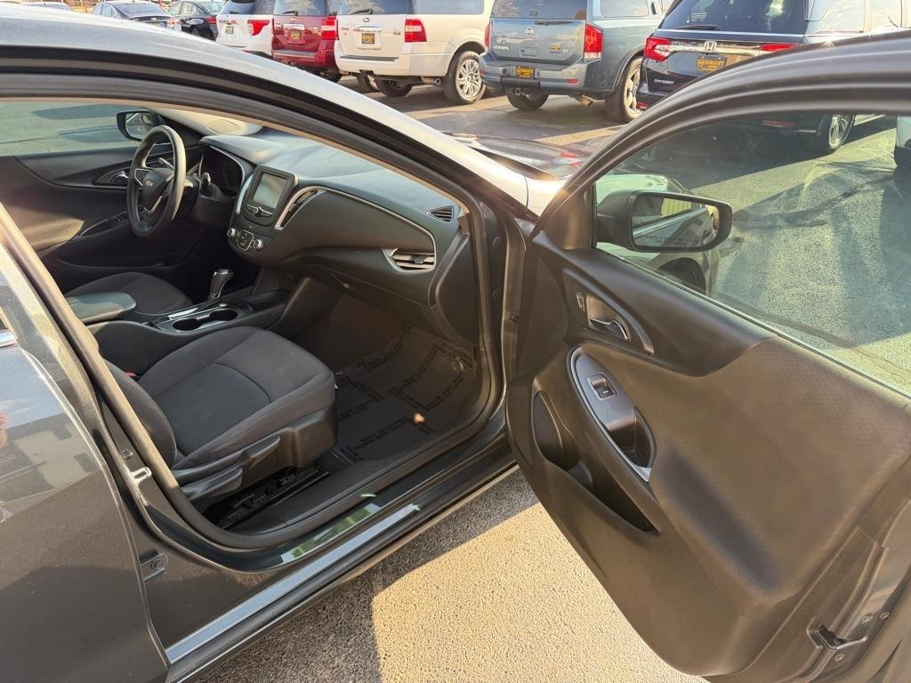 Chevrolet Malibu LS 2017