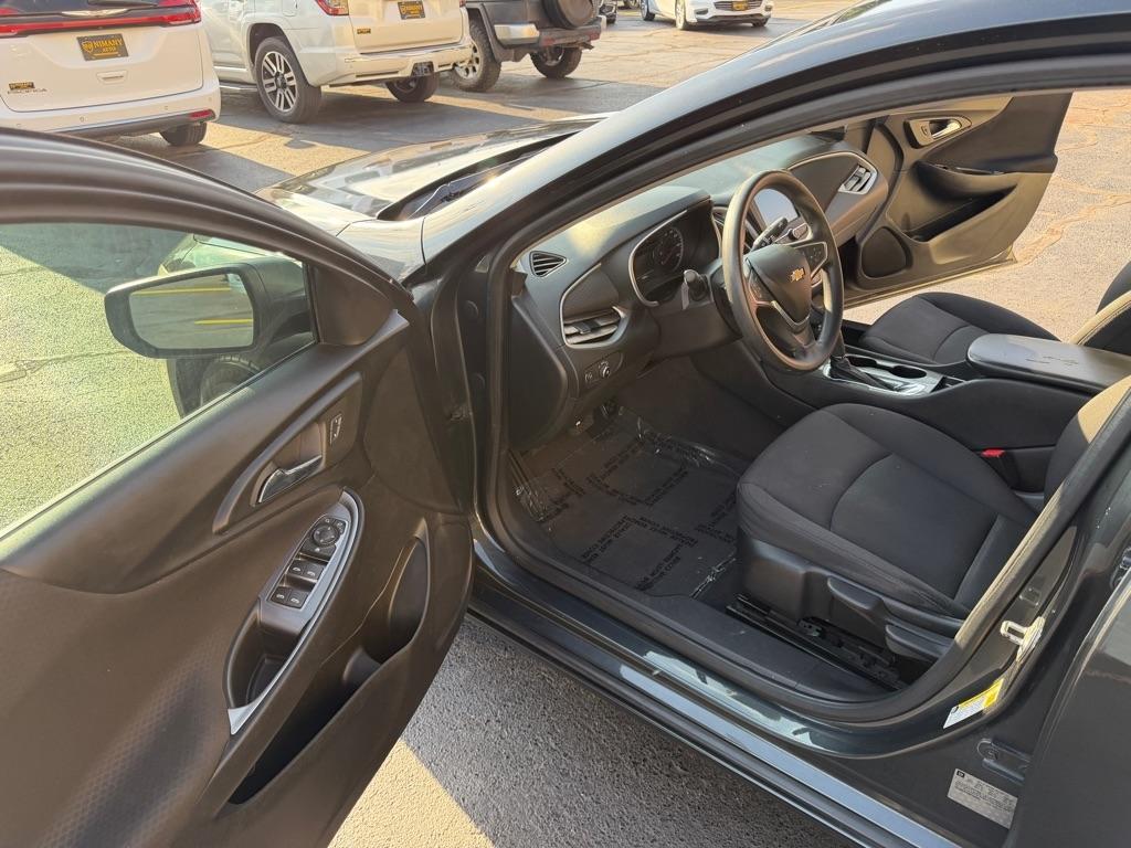 Chevrolet Malibu LS 2017