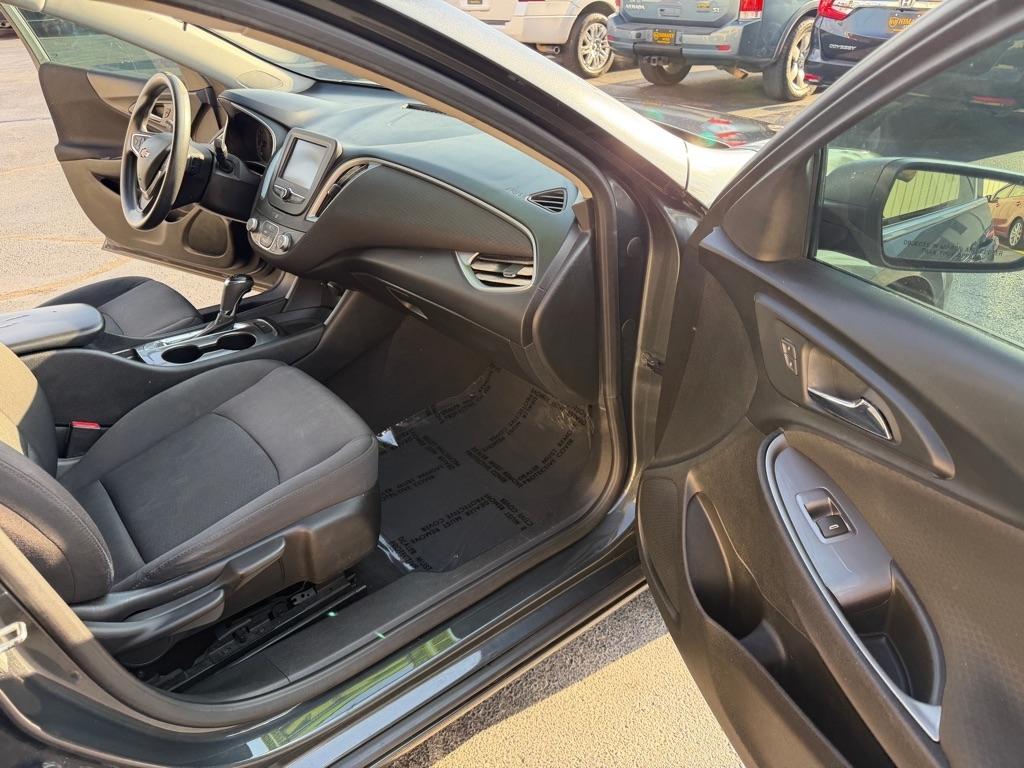 Chevrolet Malibu LS 2017