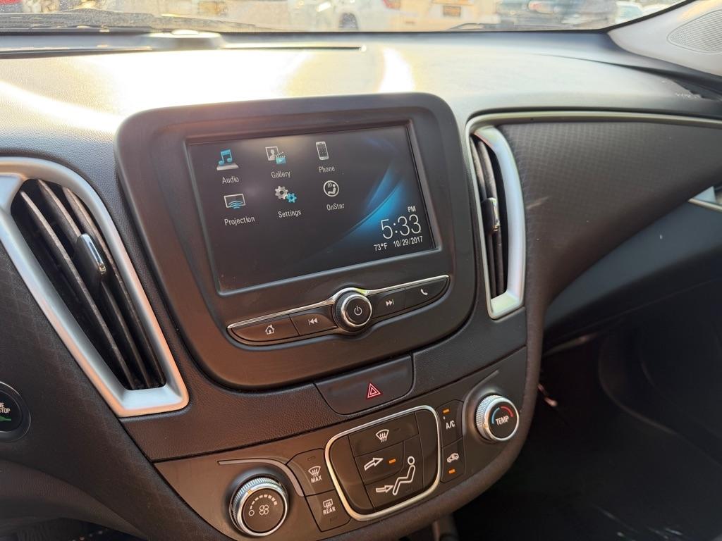 Chevrolet Malibu LS 2017
