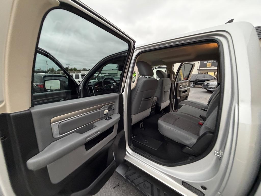 RAM 1500 SLT Crew Cab SWB 4WD 2018