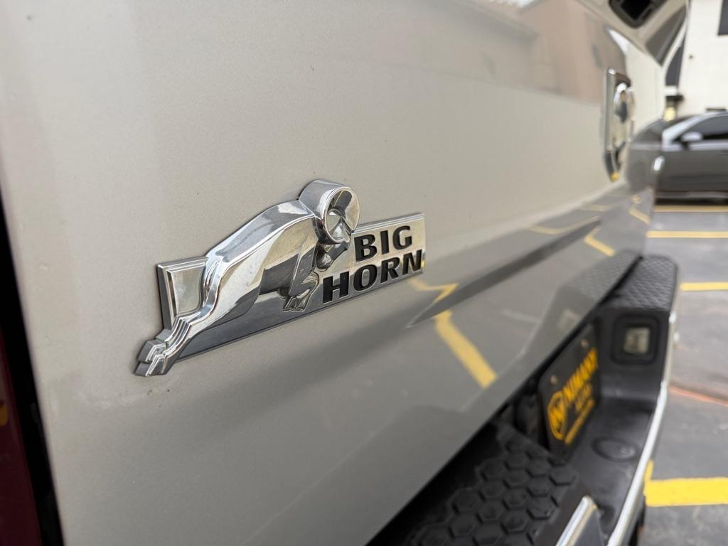 RAM 1500 SLT Crew Cab SWB 4WD 2018