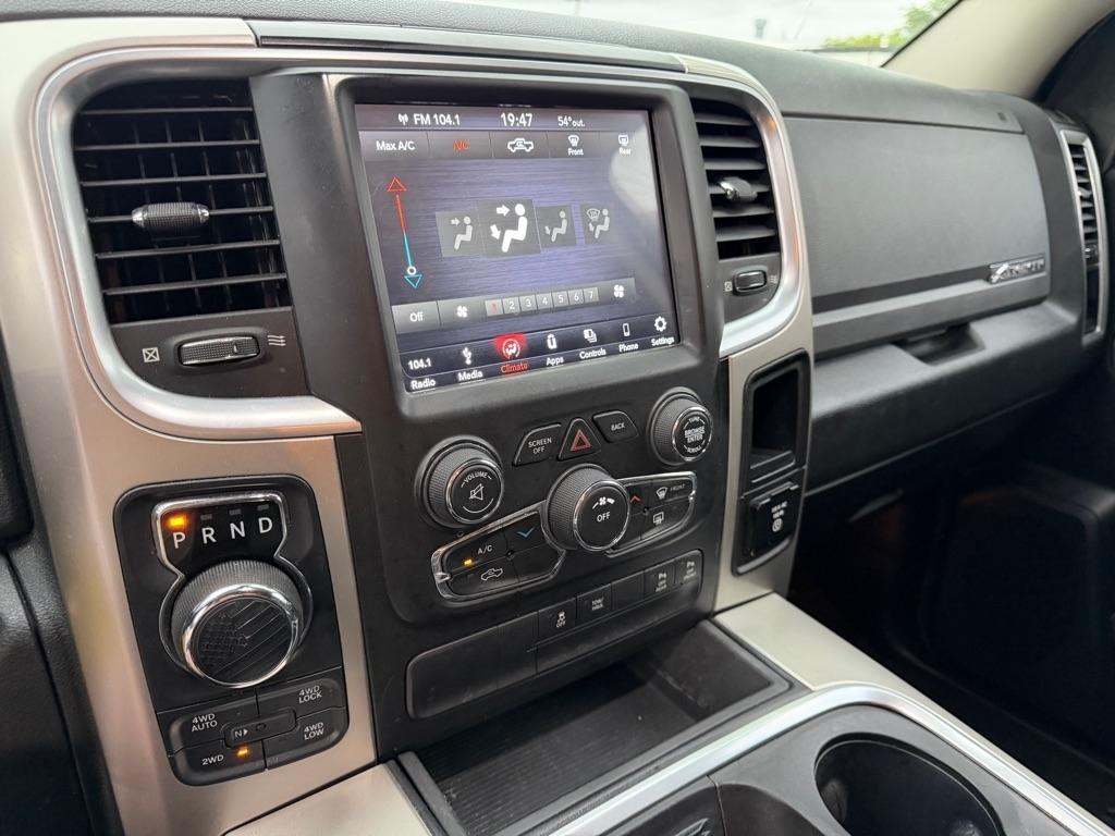 RAM 1500 SLT Crew Cab SWB 4WD 2018