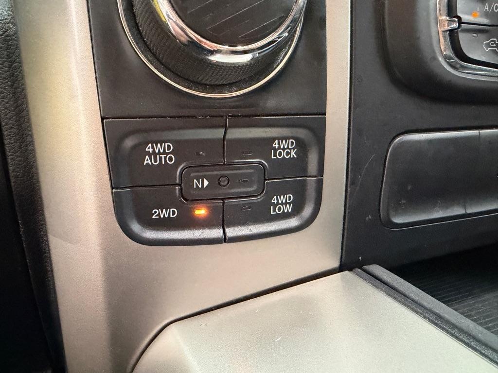 RAM 1500 SLT Crew Cab SWB 4WD 2018