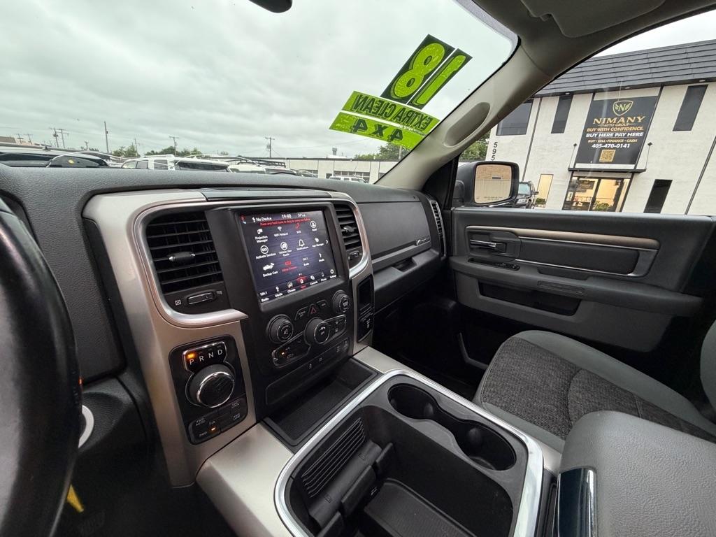 RAM 1500 SLT Crew Cab SWB 4WD 2018