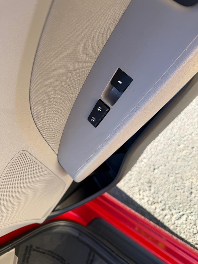 Hyundai Elantra Limited 2020
