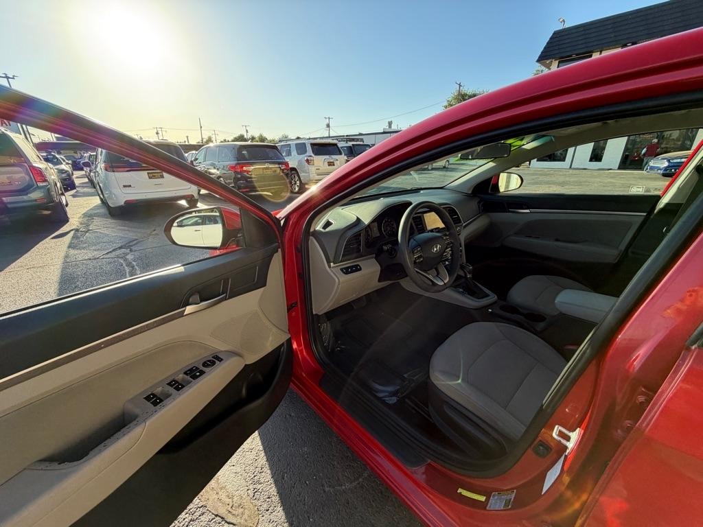 Hyundai Elantra Limited 2020