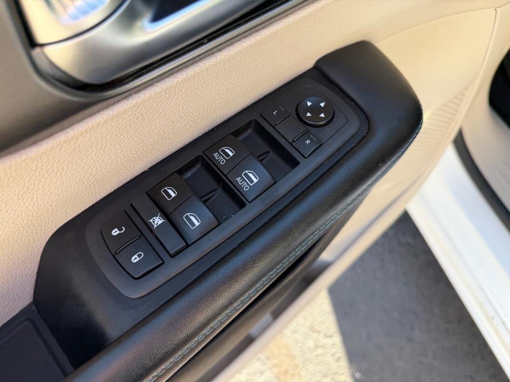 Chrysler Pacifica Touring-L 2021