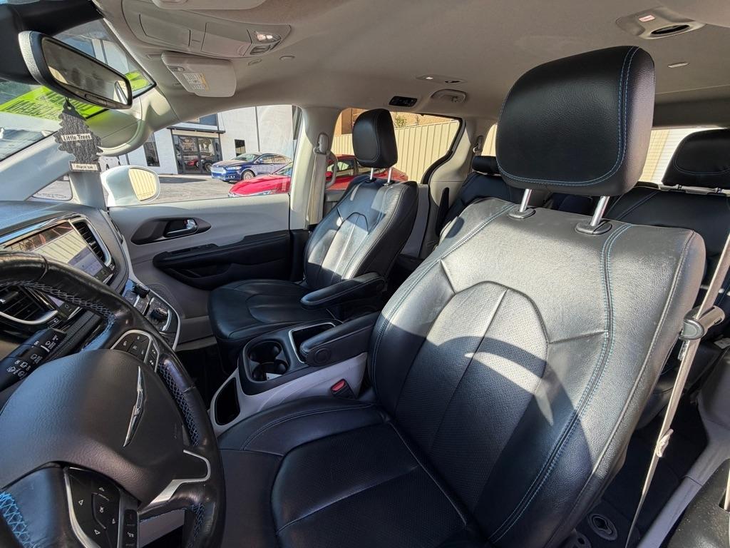 Chrysler Pacifica Touring-L 2021