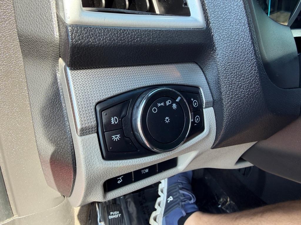 Ford Explorer XLT FWD 2013